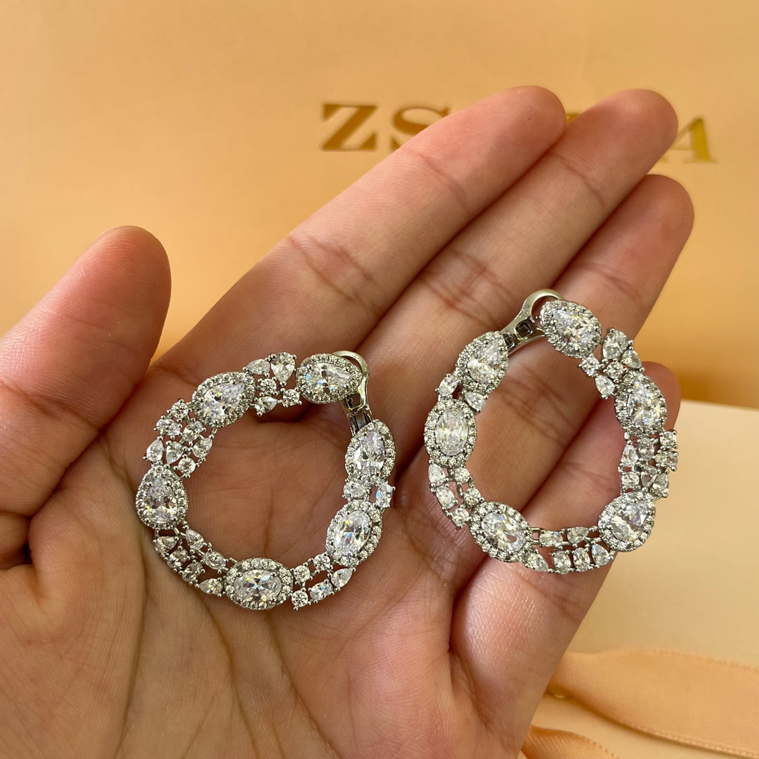Silver zircone round earrings