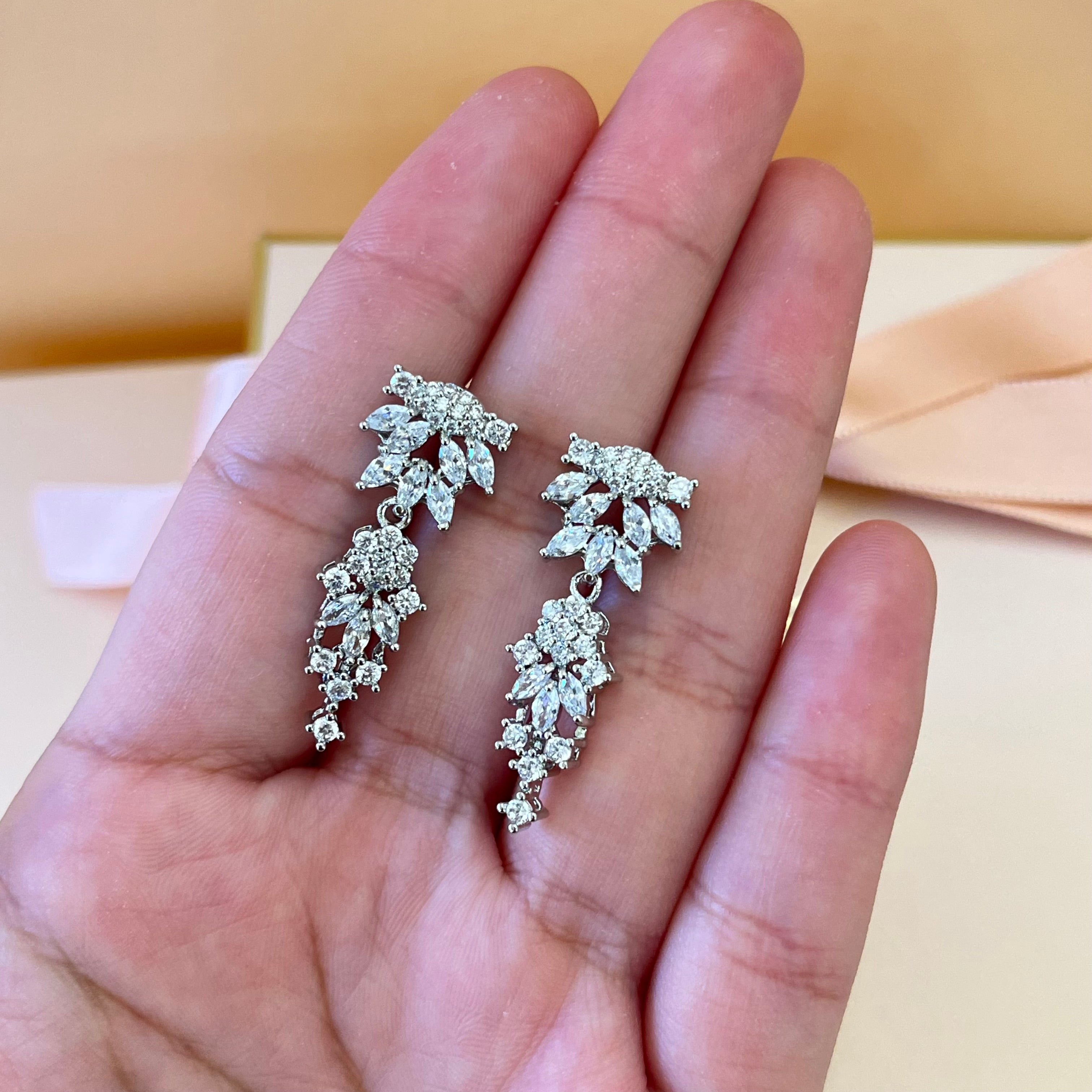 Silver zircone earrings