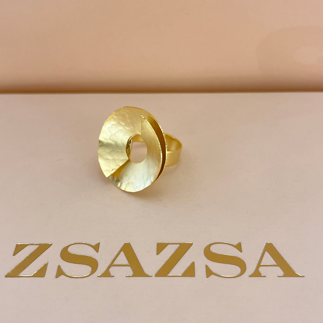 Round gold handmade hooks & ring