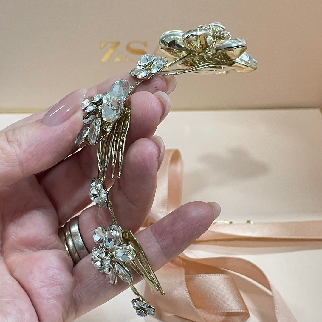 Flexible gold comb
