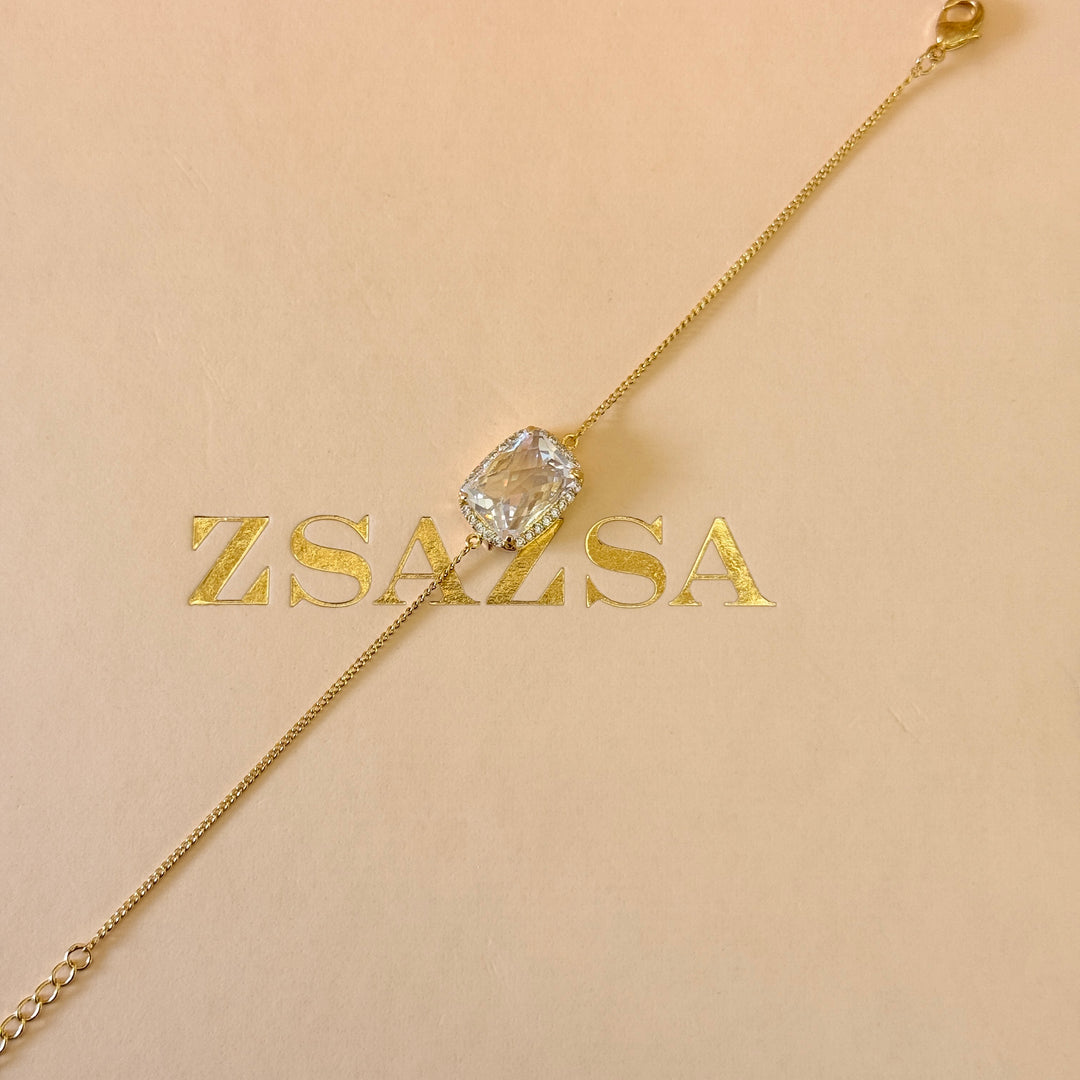 Rectangular zircone gold plated pendant set