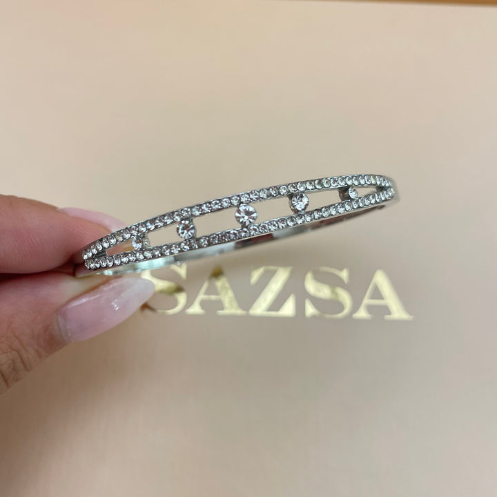Dainty bangle