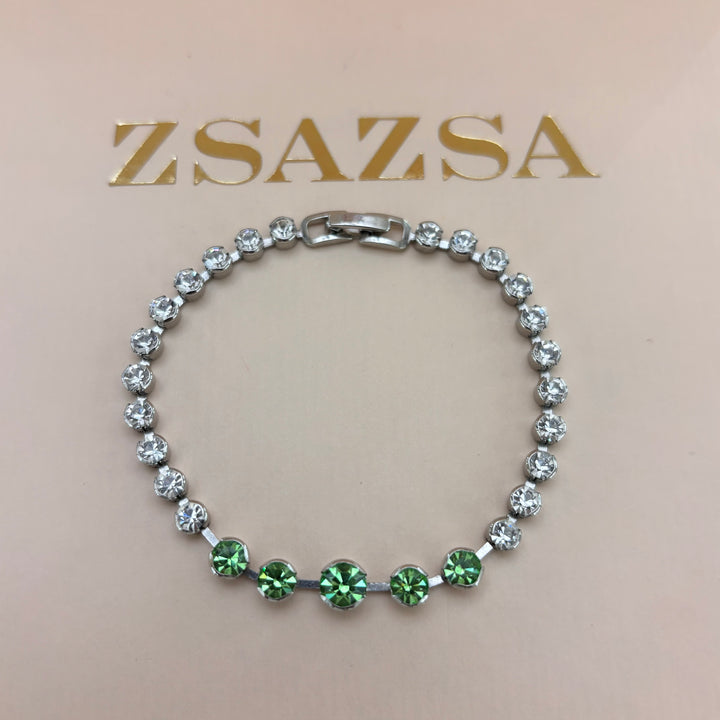 Dainty light green bracelet