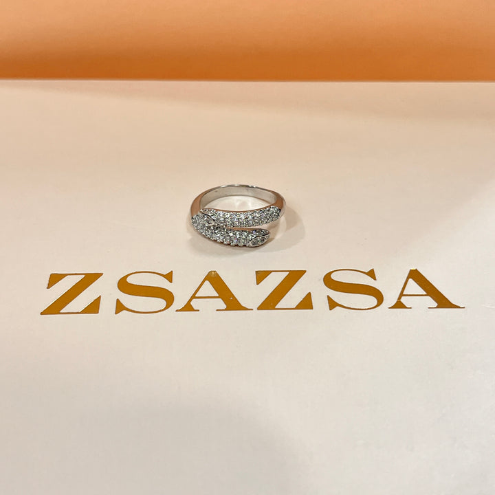 Zircone white gold plated twisted ring
