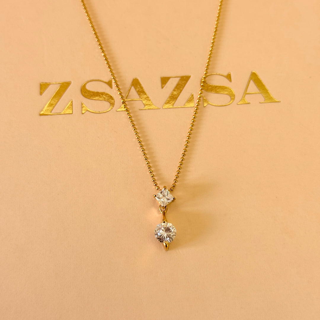 Dainty zircone gold plated pendant set