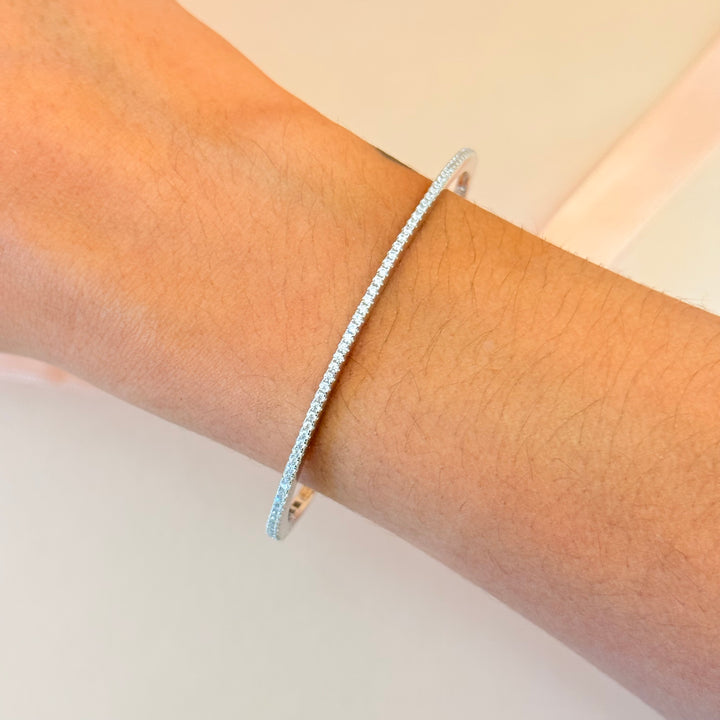 Dainty zircone sterling silver bangle