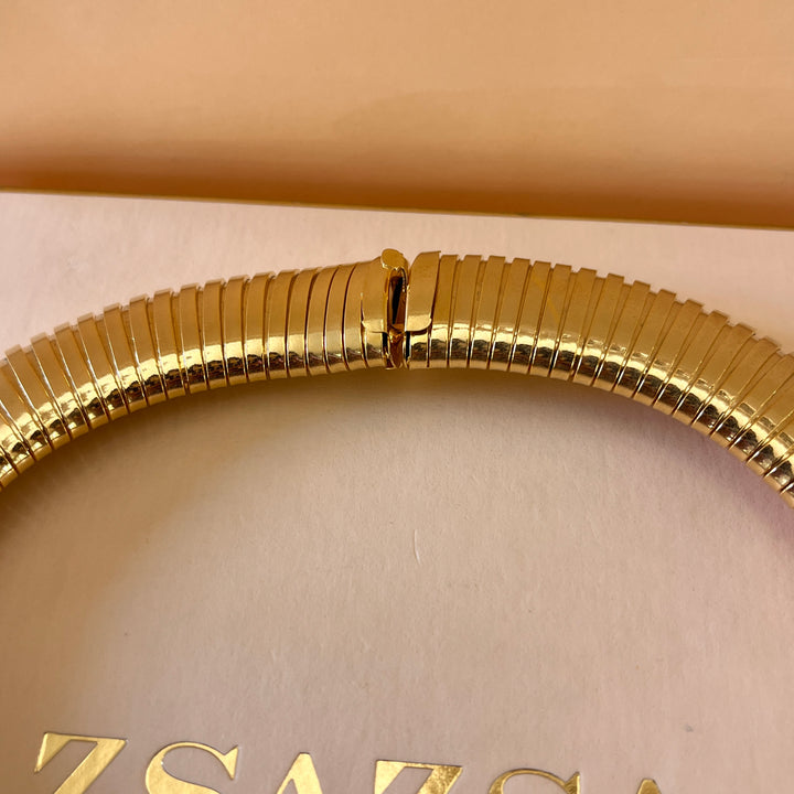 Statement gold plated necklace