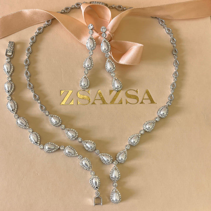 Zircone and white pearls white gold plated teardrop set