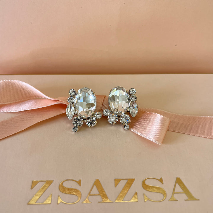 Oval Swarovski crystals gold plated studs