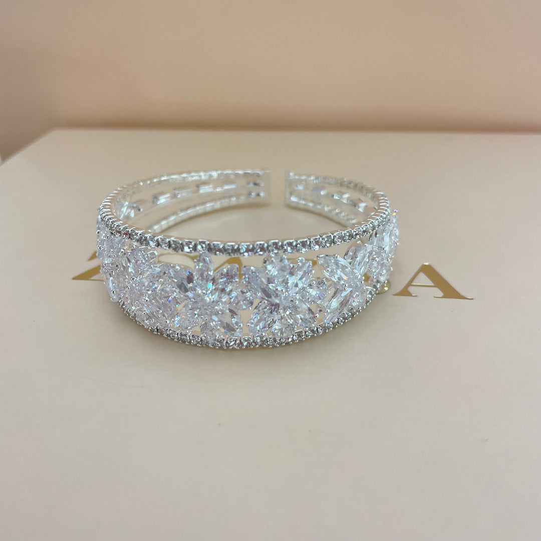 Flower bangle