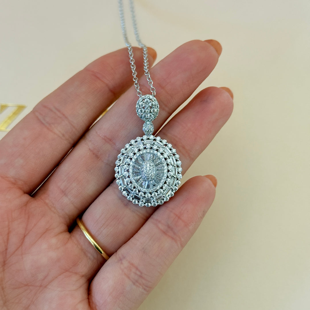 Mixed shapes zircone silver pendant