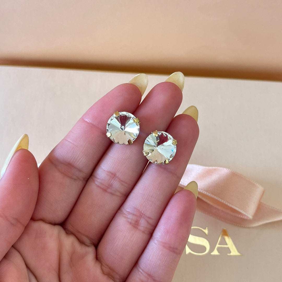 Round preciosa crystals gold plated studs