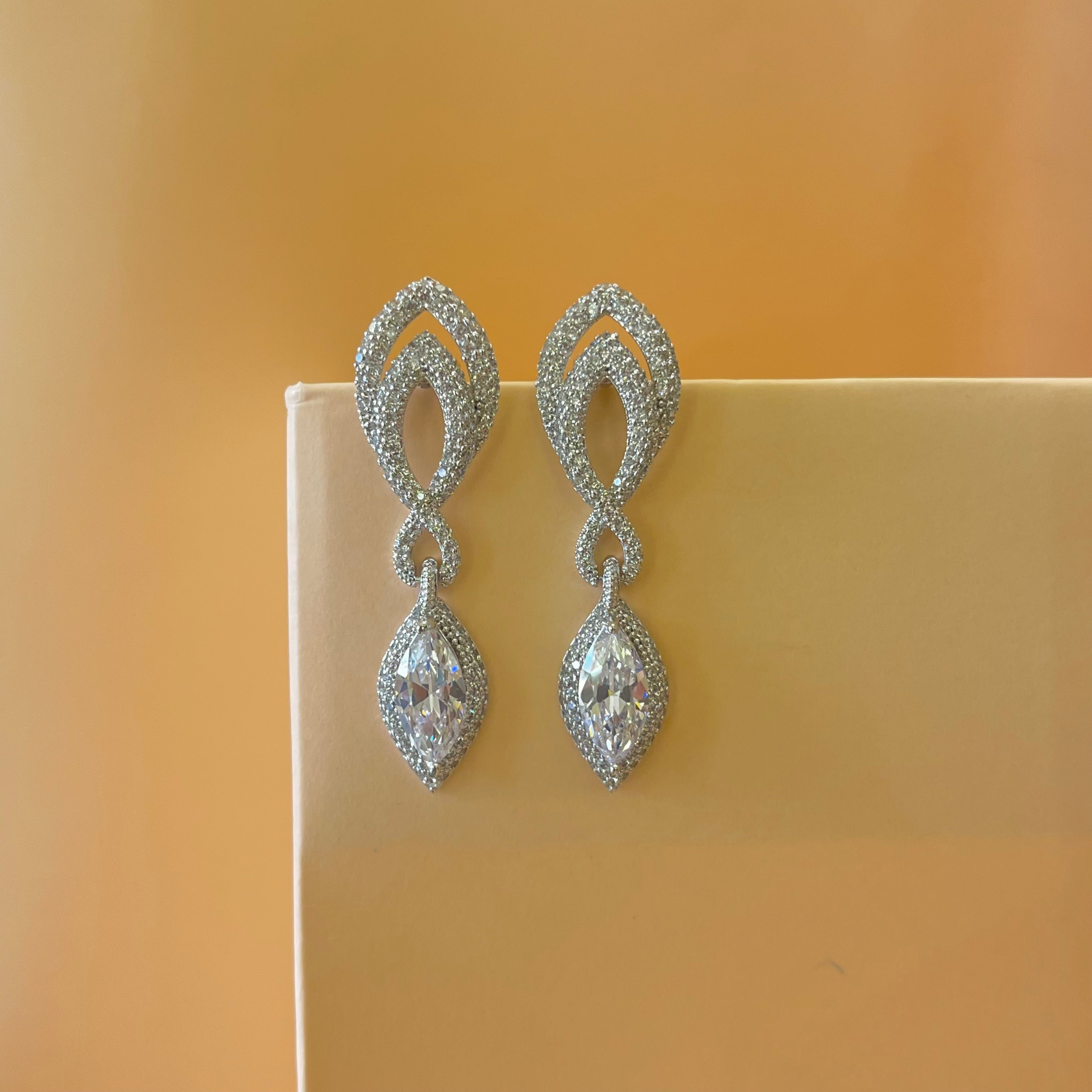 Silver zircone marquise earrings