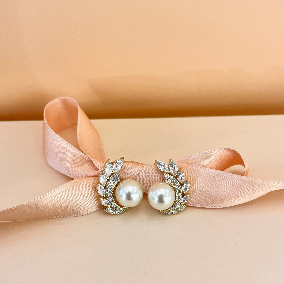 Marquise zircone and ivory pearls gold plated earrings