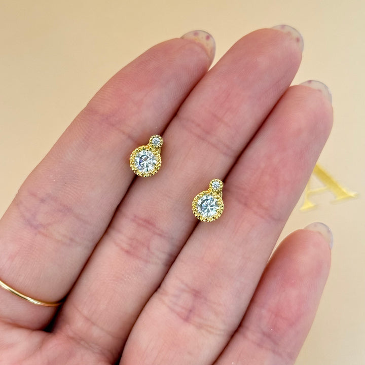 Dainty zircone gold plated studs