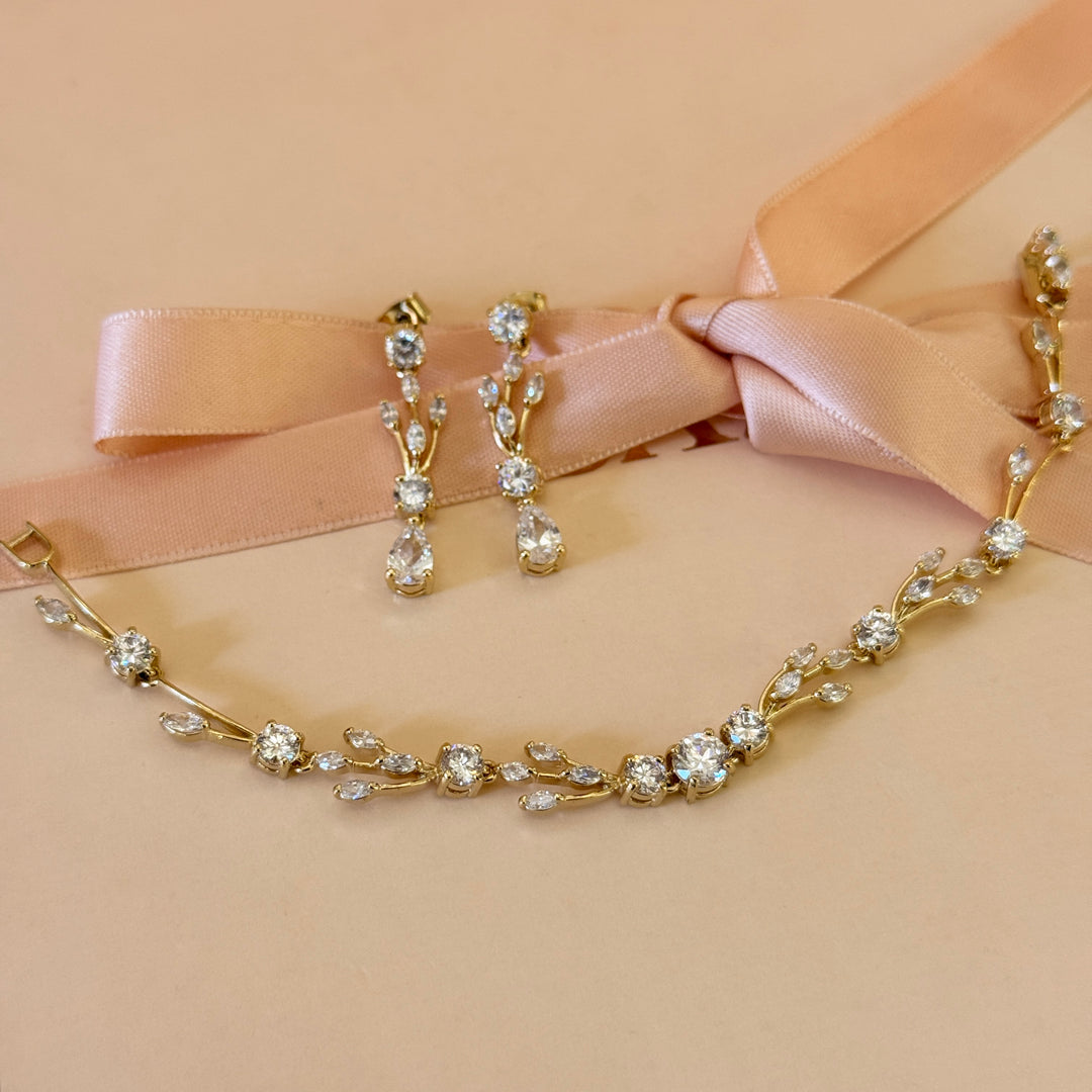 Teardrop and leaves zircone gold plated earrings and bracelet set