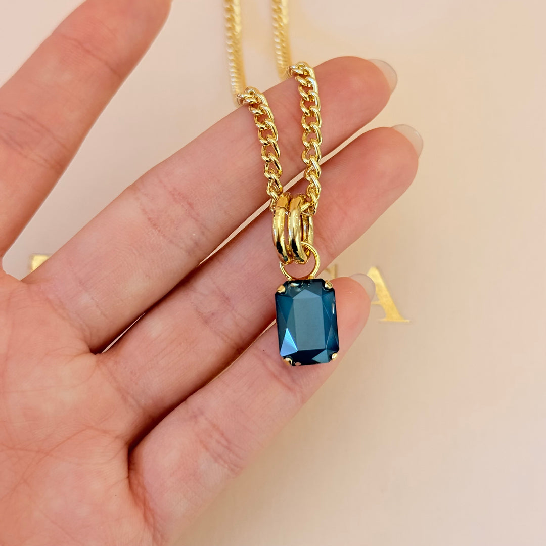 Rectangular dark green Swarovski crystals gold plated set