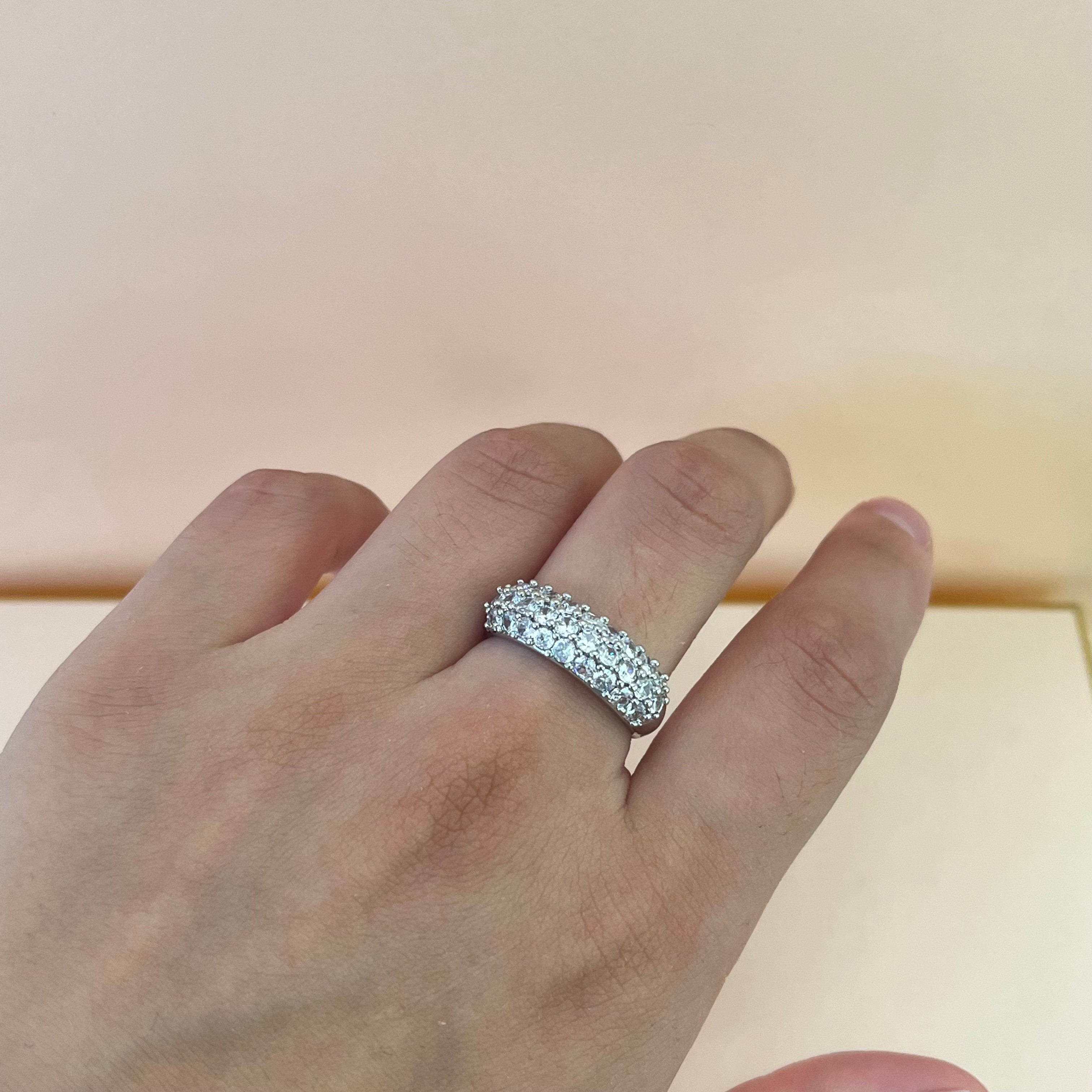 Band zircone ring