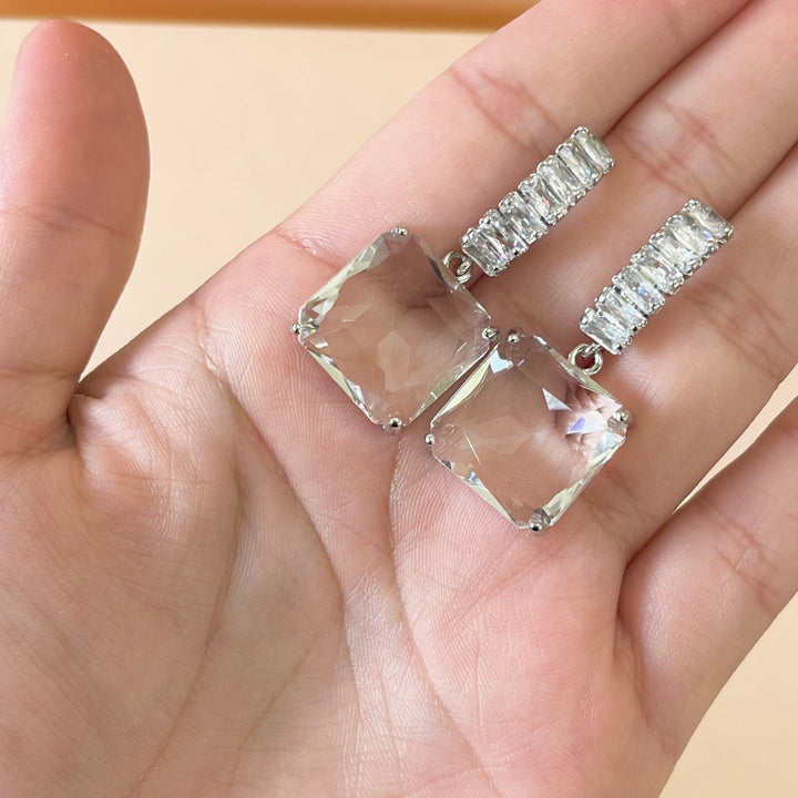 Silver zircone square earrings