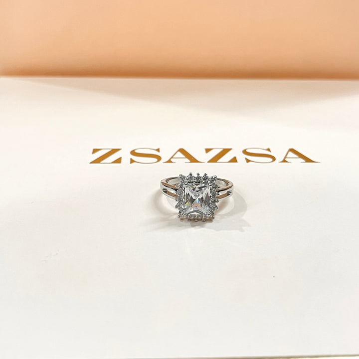 Zircone rectangular white gold plated ring