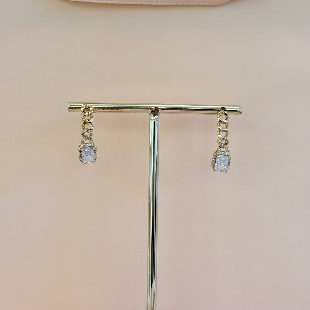 Chain rectangular zircone gold plated earrings