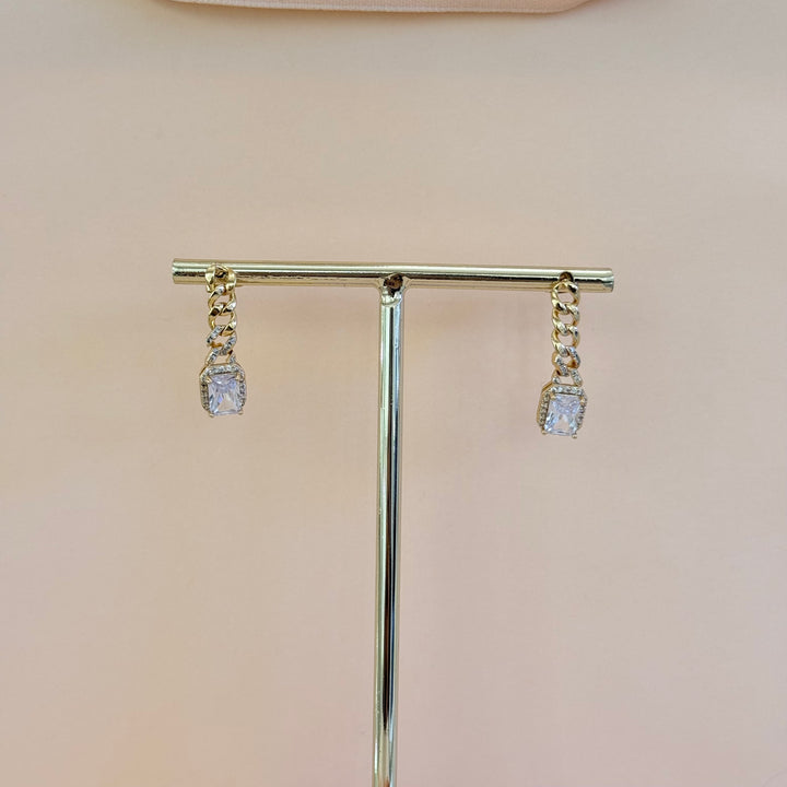 Chain rectangular zircone gold plated earrings