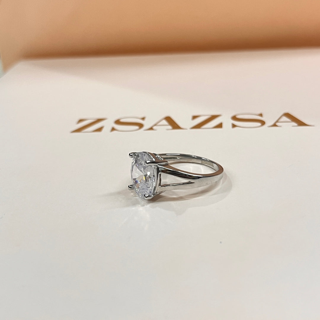Zircone oval white gold plated ring