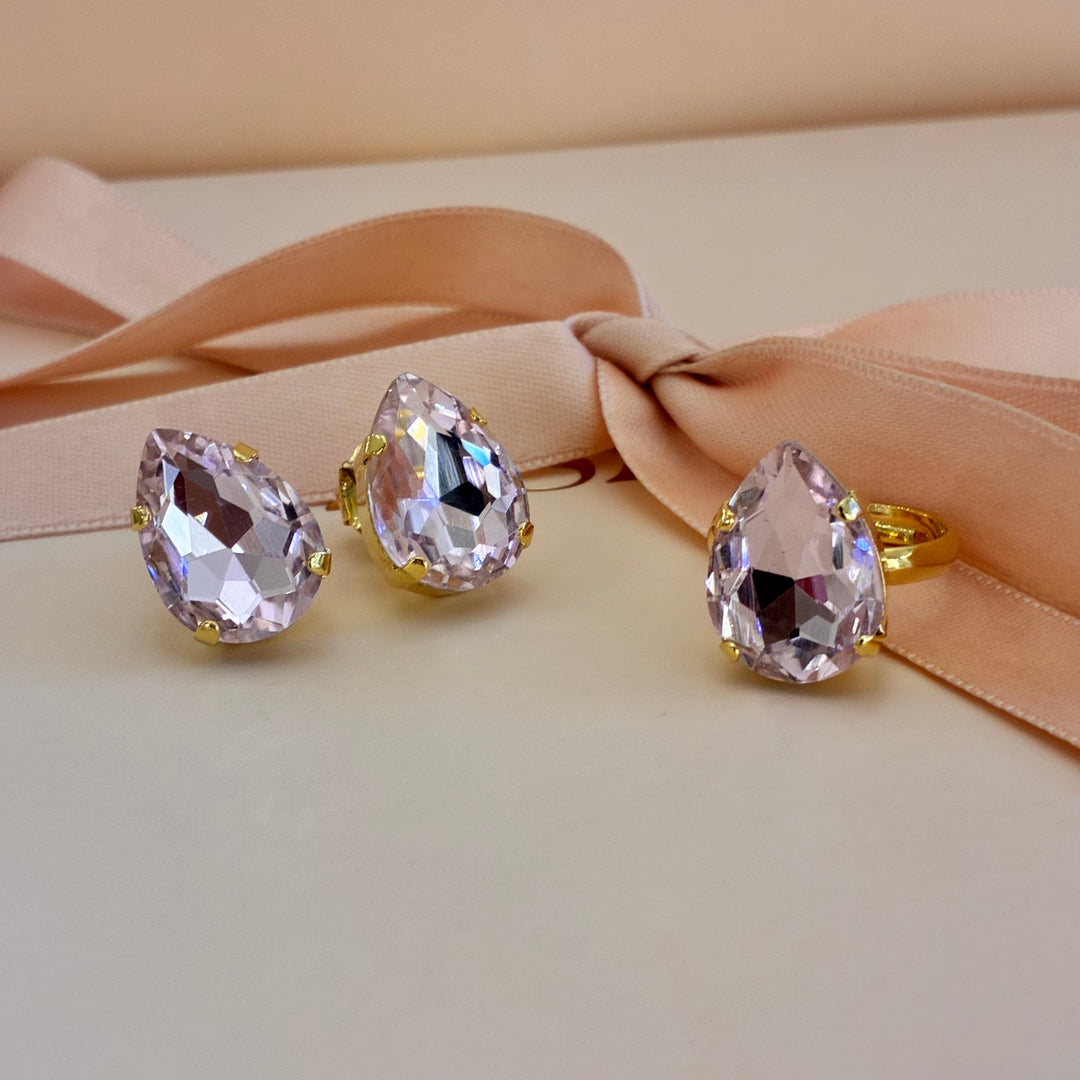 Teardrop light pink Preciosa crystals gold plated