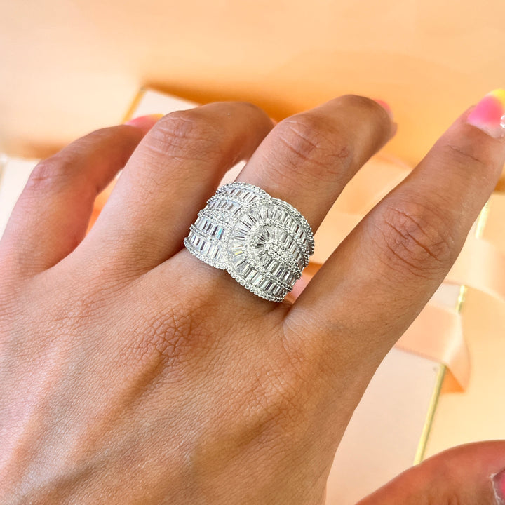 Zircone baguette white gold plated crossed ring