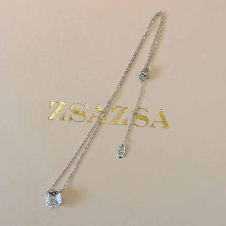 Large solitaire zircone pendant