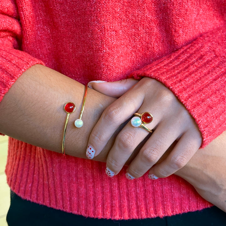 Red resin & pearl set
