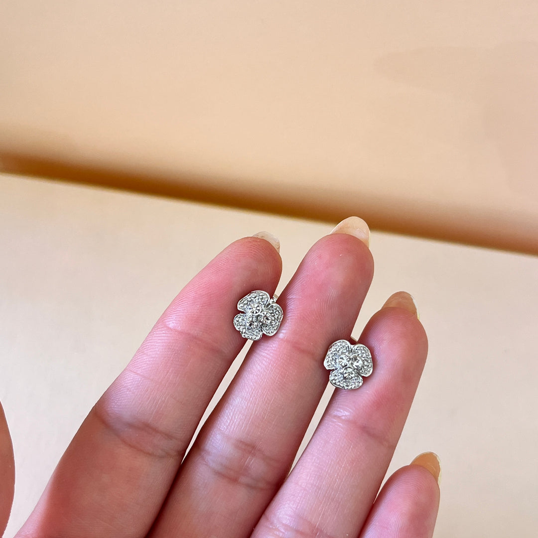 Swarovski crystals roses white gold plated set