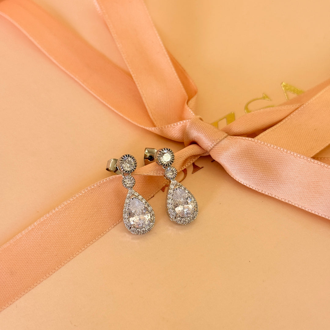 Round and teardrop zircone silver earrings