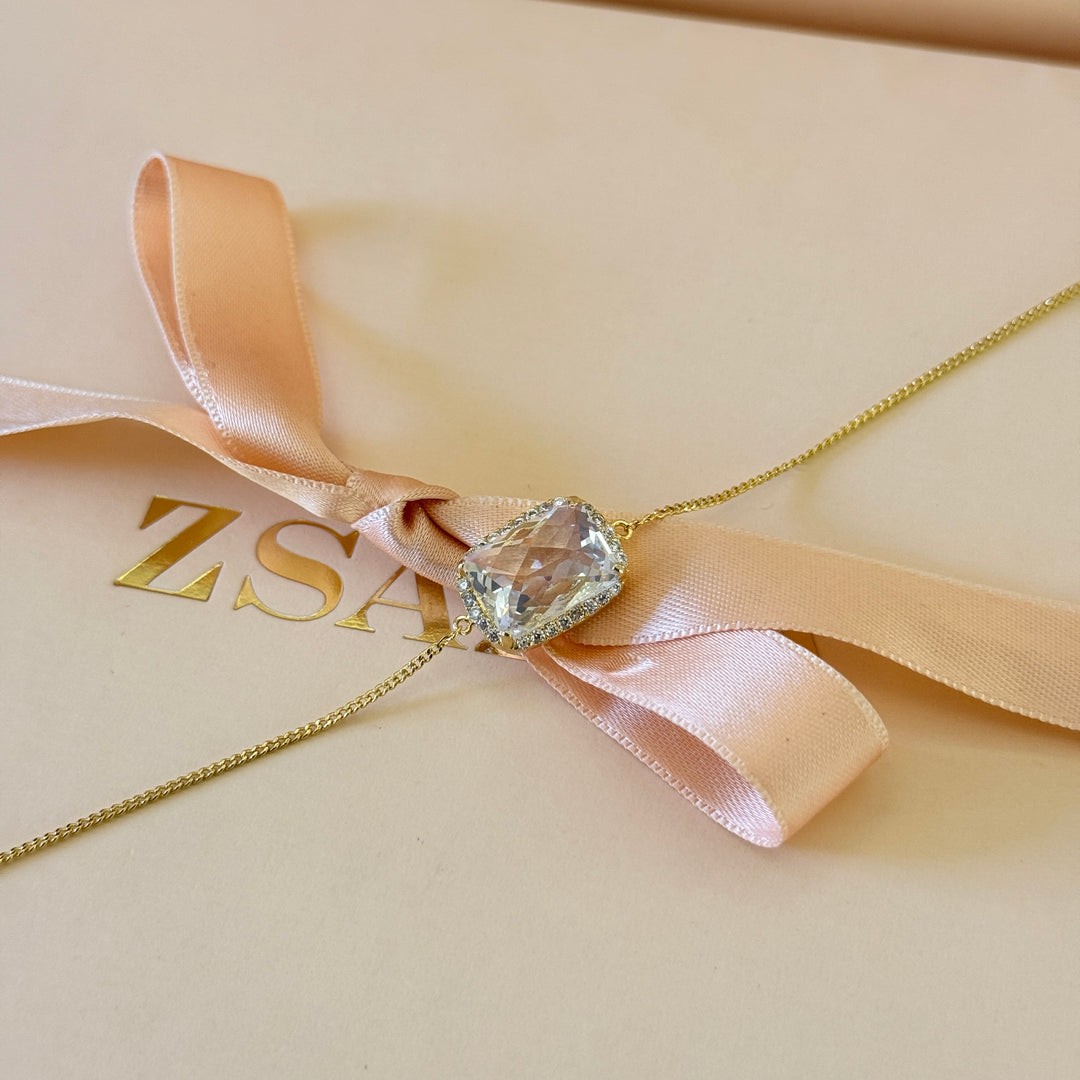 Zircone rectangular in the middle gold plated bracelet