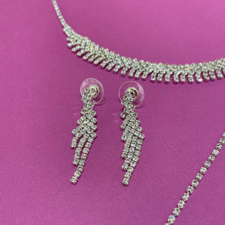 Elegant set