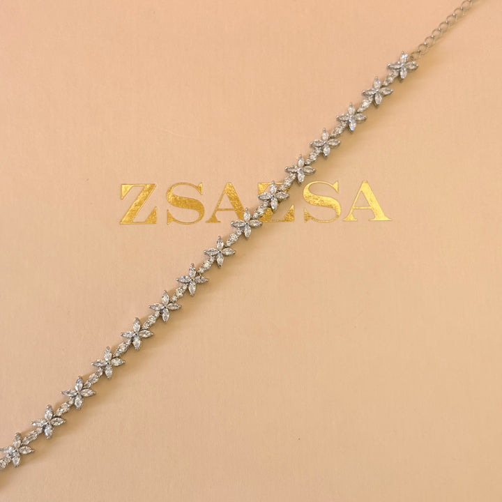 Dainty flowers zircone silver bracelet