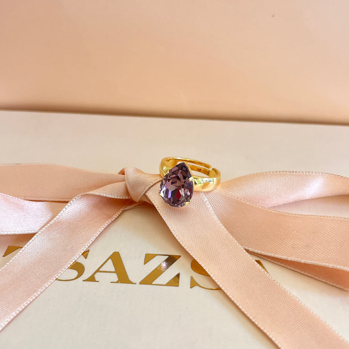 Mauve teardrop Swarovski crystals ring