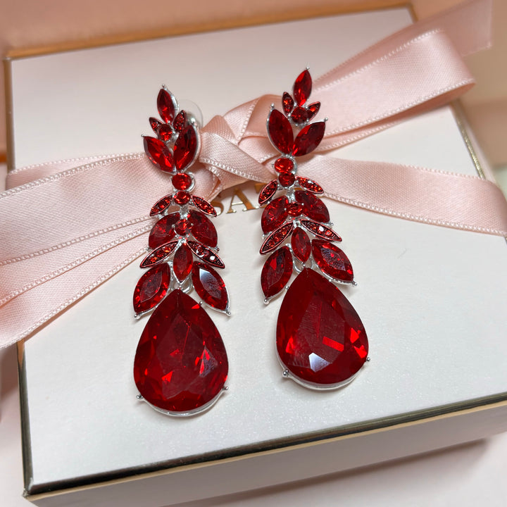 Teardrop red earrings