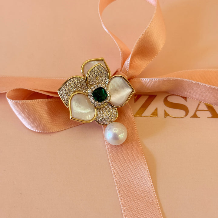 Green zircone and pearl flower gold plated brooch