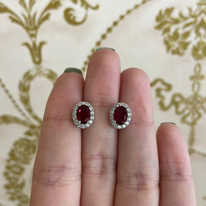 Red zircone studs