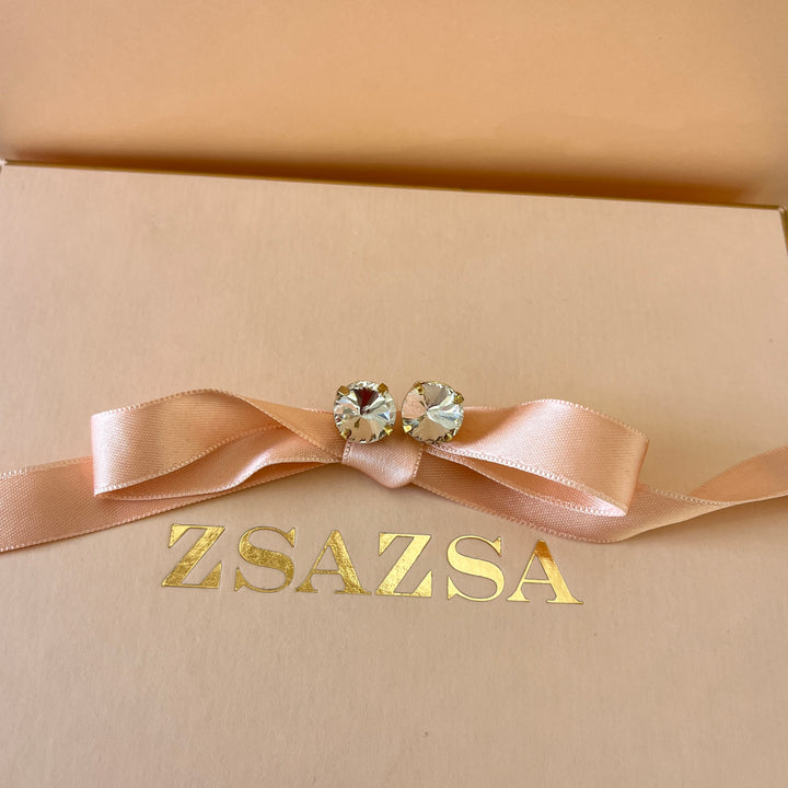 Round preciosa crystals gold plated studs