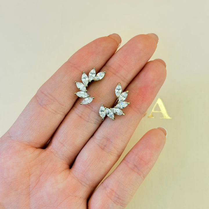 Marquise and rosette zircone gold plated set