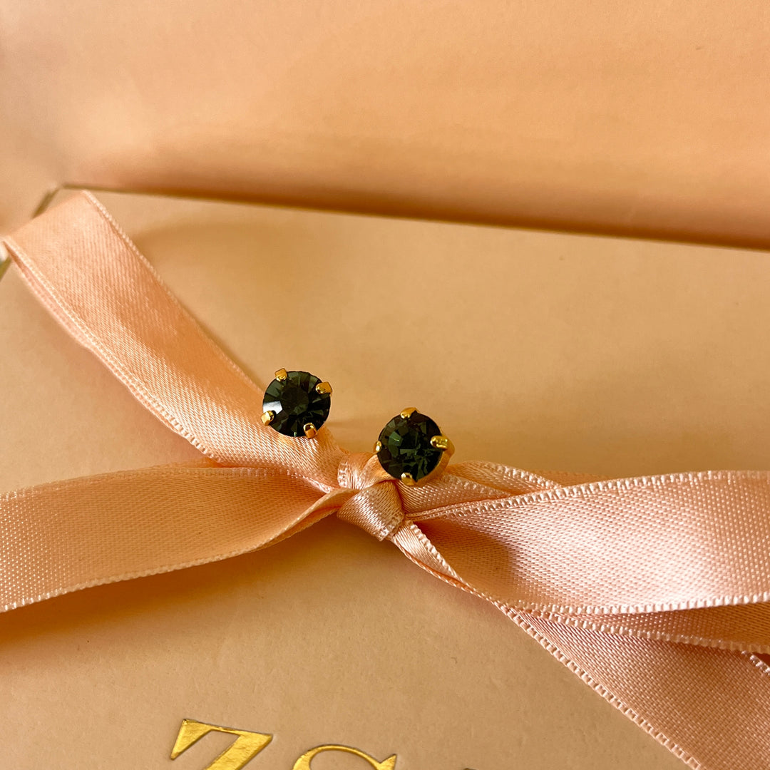 Grey round preciosa crystals studs