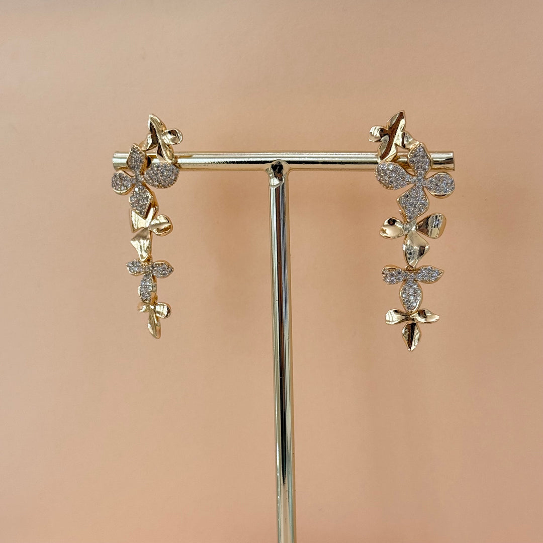 Flowers plain and zircone gold plated earrings