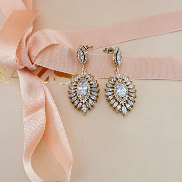 Classic marquise zircone gold plated earrings