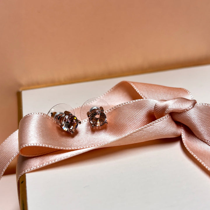 Peach studs