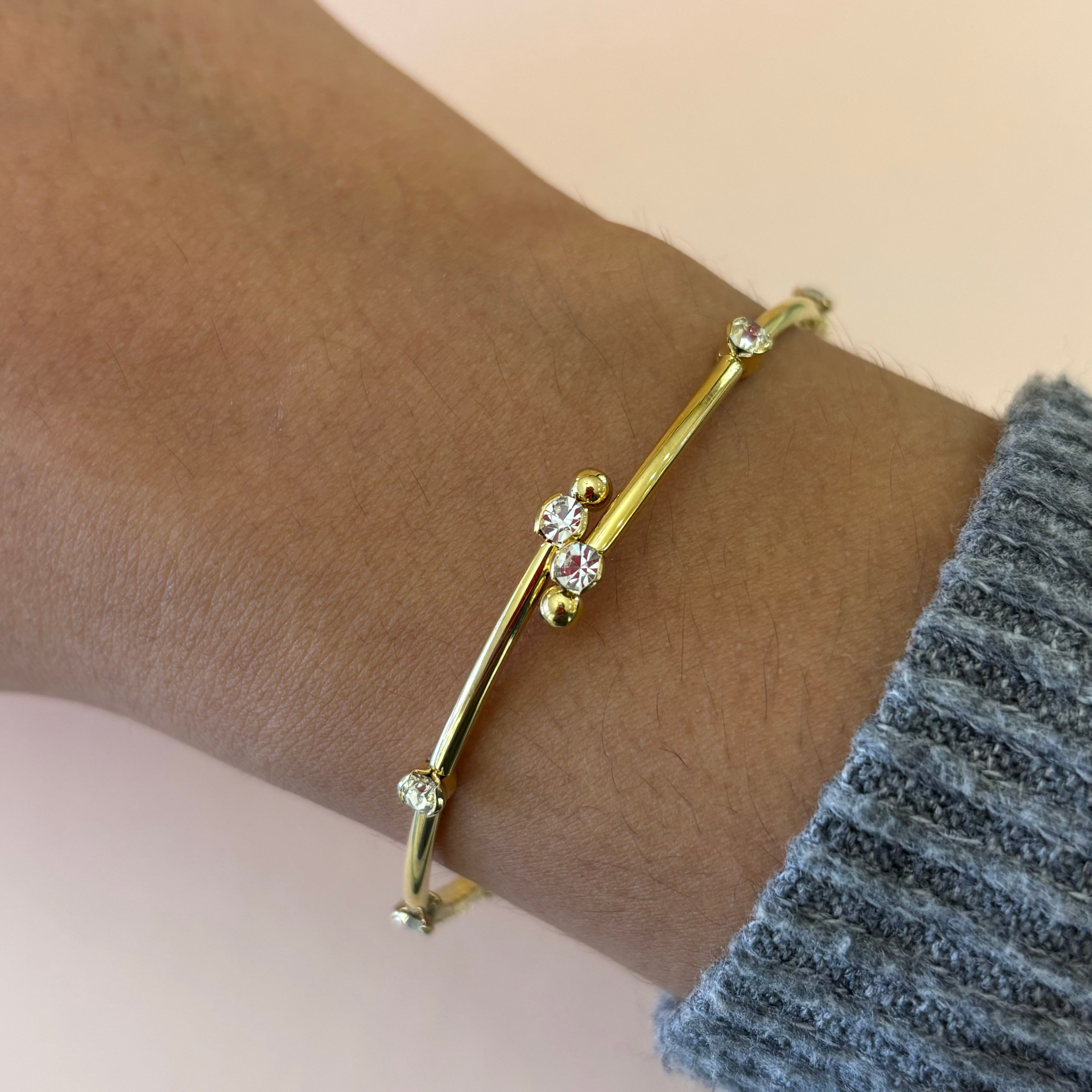 Dainty bangle