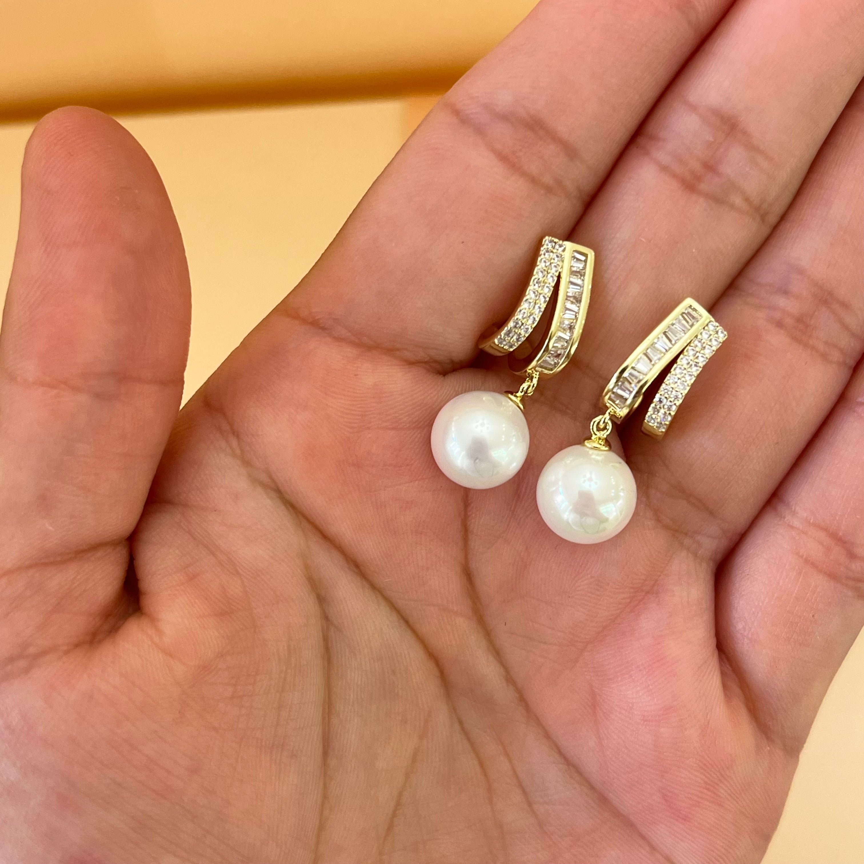 Zircone & pearls earrings