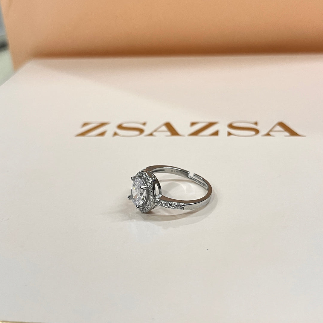 Zircone oval sterling silver ring