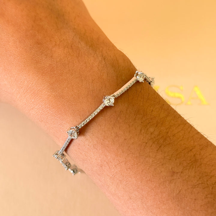 Dainty zircone sterling silver bracelet